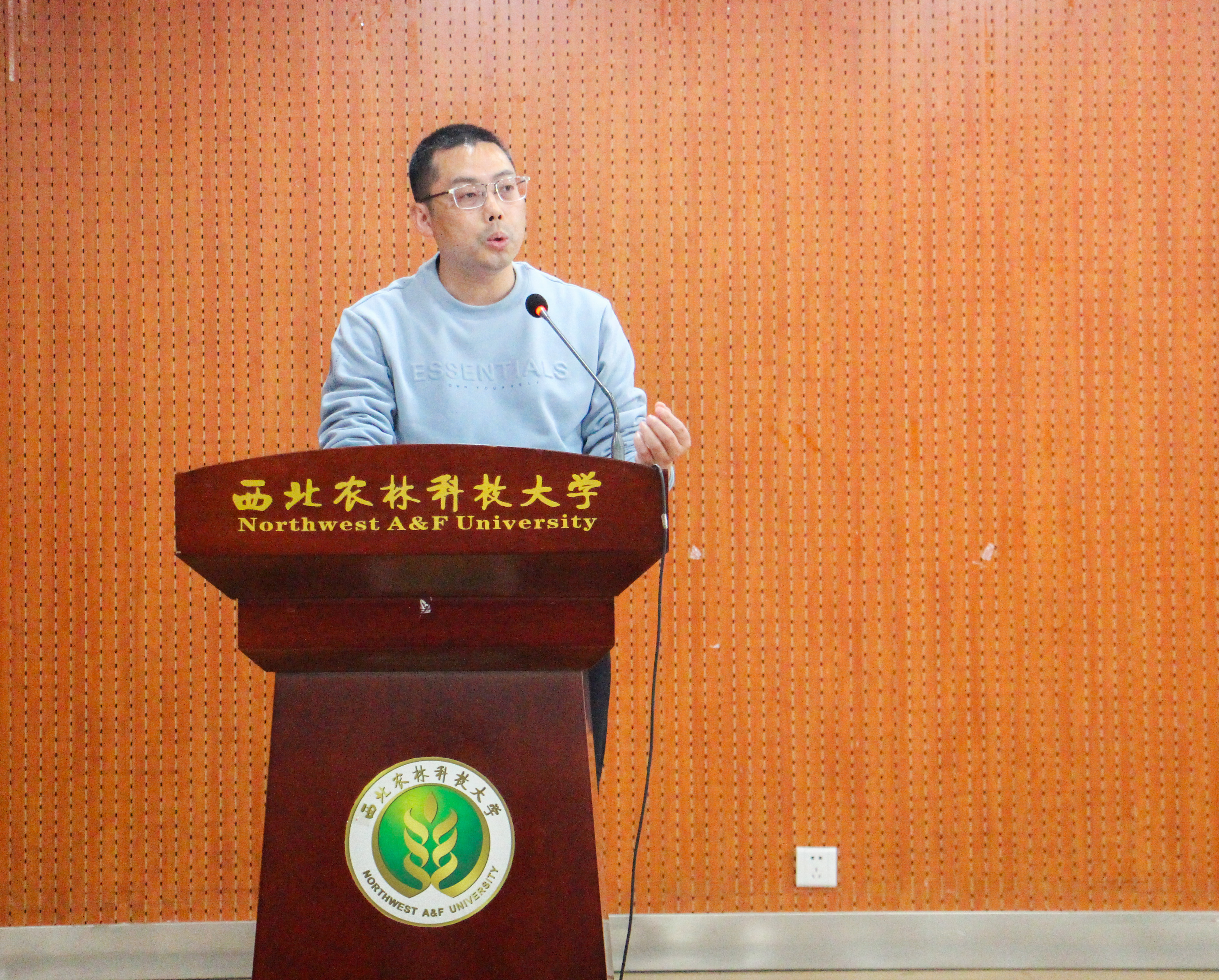 a6bbc27cc5134d67904f30c8a528bb9b.jpg a6bbc27cc5134d67904f30c8a528bb9b.jpg