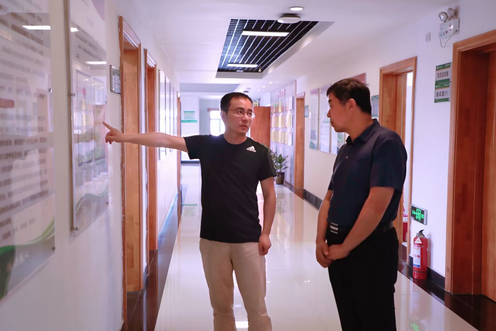 5bafc23fabe044af889b35a65262c6b6.jpg 5bafc23fabe044af889b35a65262c6b6.jpg